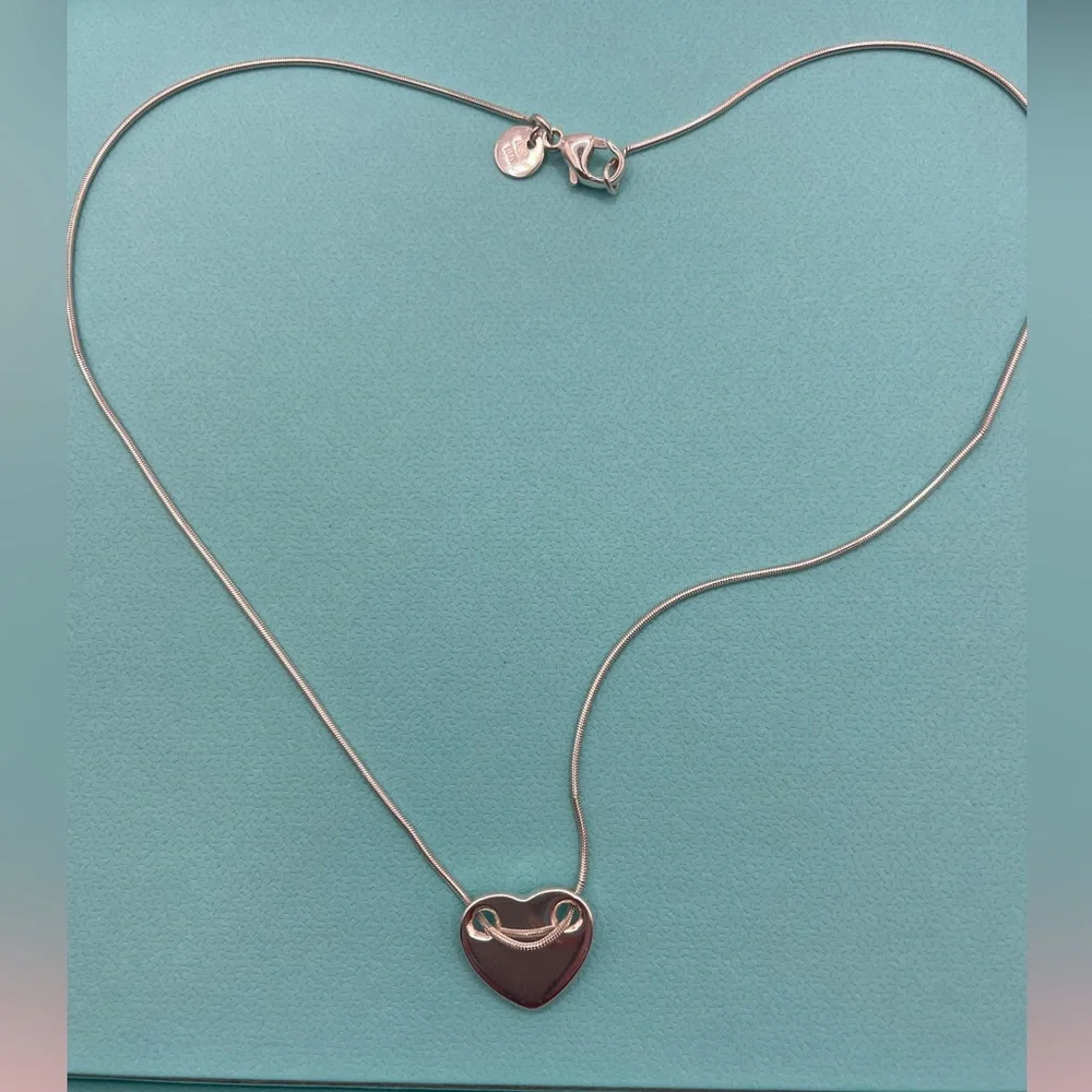 ๐#13 Tiffany & Co Sterling Silver Heart Necklace - Picture 9 of 9